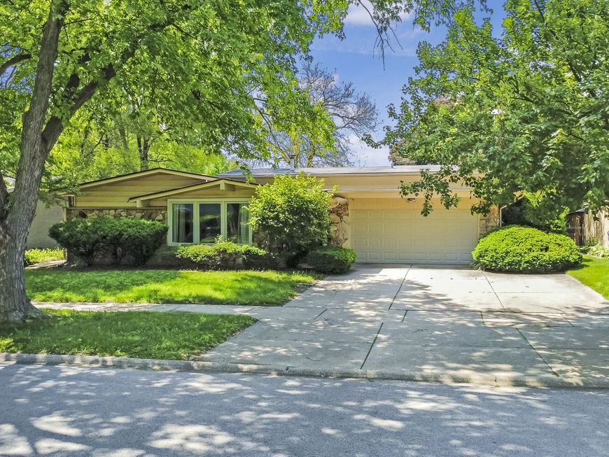 Main Photo