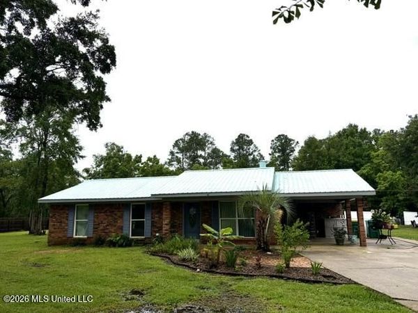 11924 Demouey Road, Moss Point, MS 39562