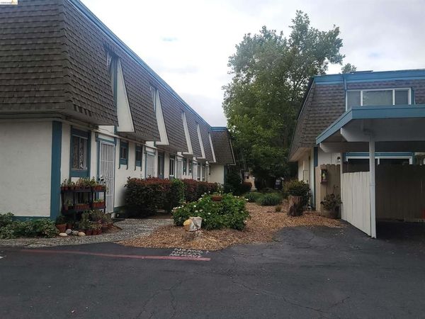 3905 Clayton Rd, Unit 12, Concord, CA 94521