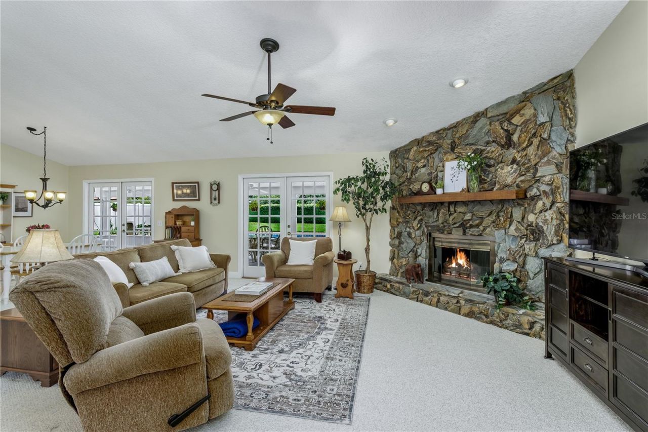 9203 Kingsridge Drive, Temple Terrace, FL 33637 Photo