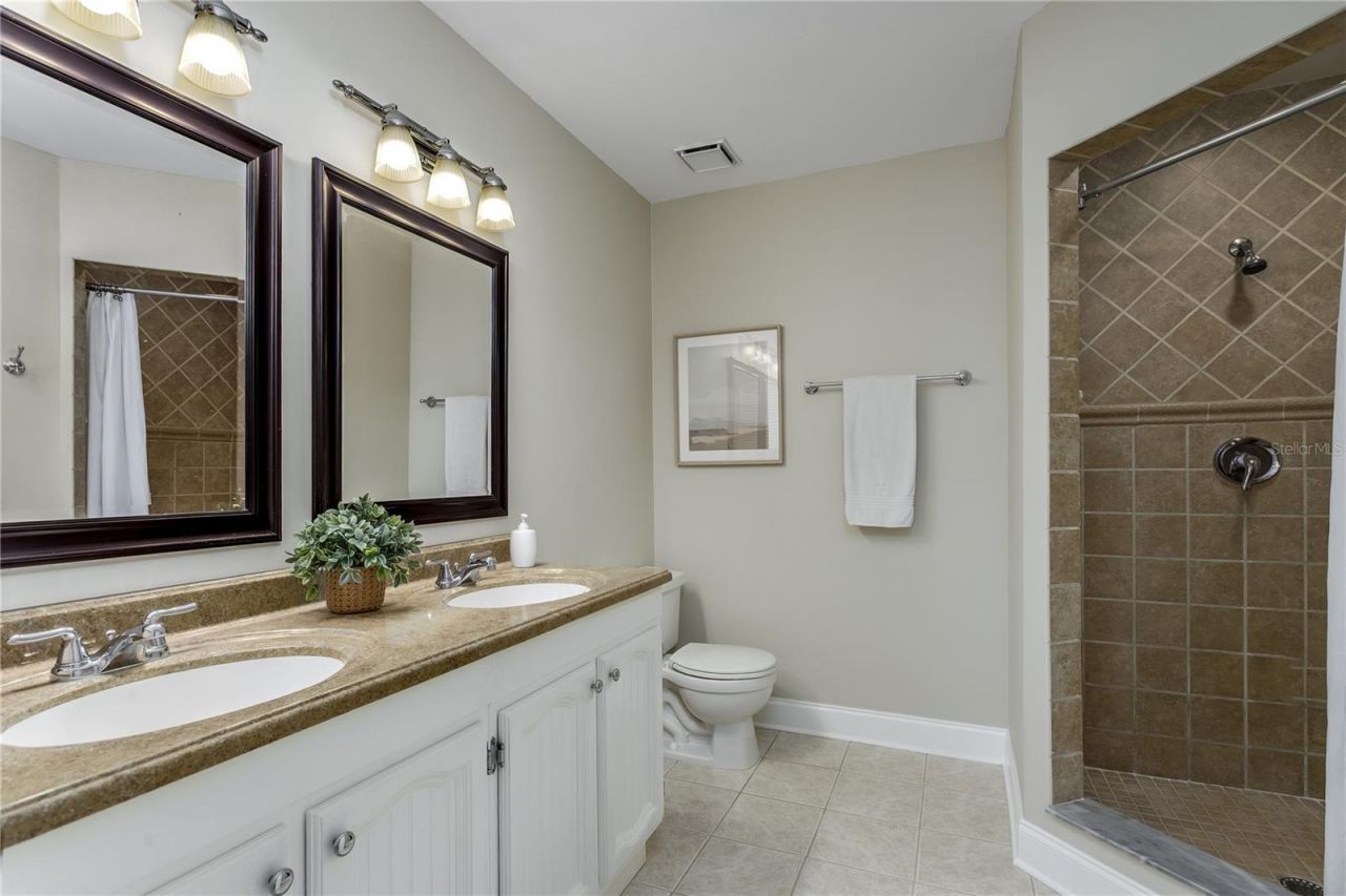9203 Kingsridge Drive, Temple Terrace, FL 33637 Photo