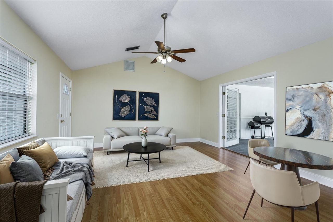 9203 Kingsridge Drive, Temple Terrace, FL 33637 Photo