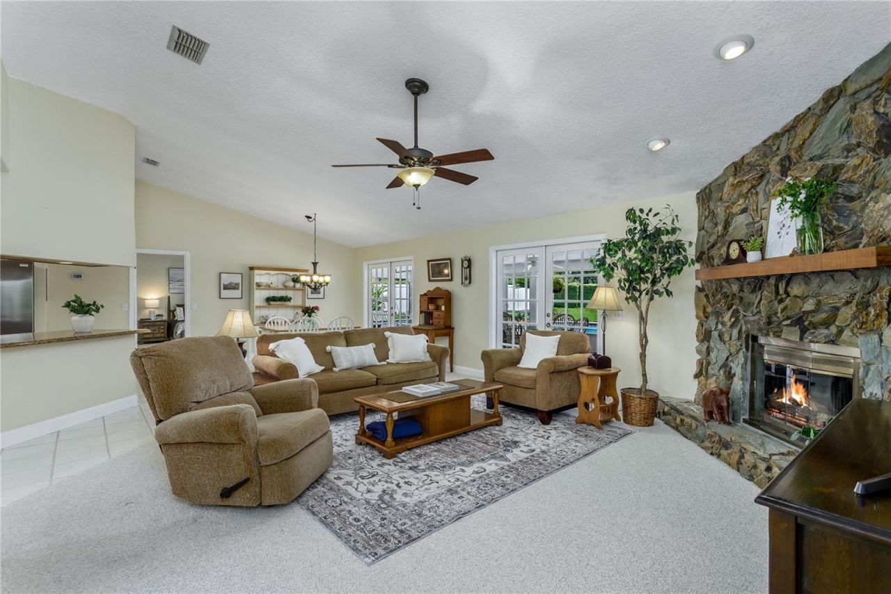 9203 Kingsridge Drive, Temple Terrace, FL 33637 Photo