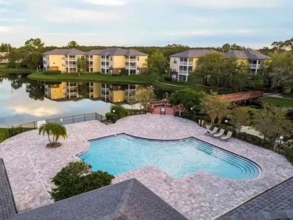10024 STRAFFORD OAK COURT, Unit 824, TAMPA, FL 33624