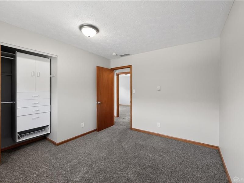 811 Victoria Drive, Franklin, OH 45005 Photo 14