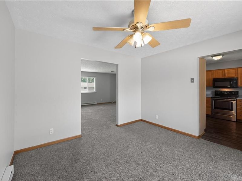 811 Victoria Drive, Franklin, OH 45005 Photo 3