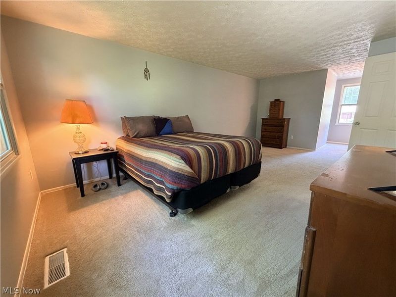 520 Heatherwood Drive SE, Warren, OH 44484 Photo 19