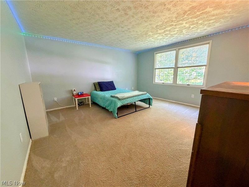 520 Heatherwood Drive SE, Warren, OH 44484 Photo 26