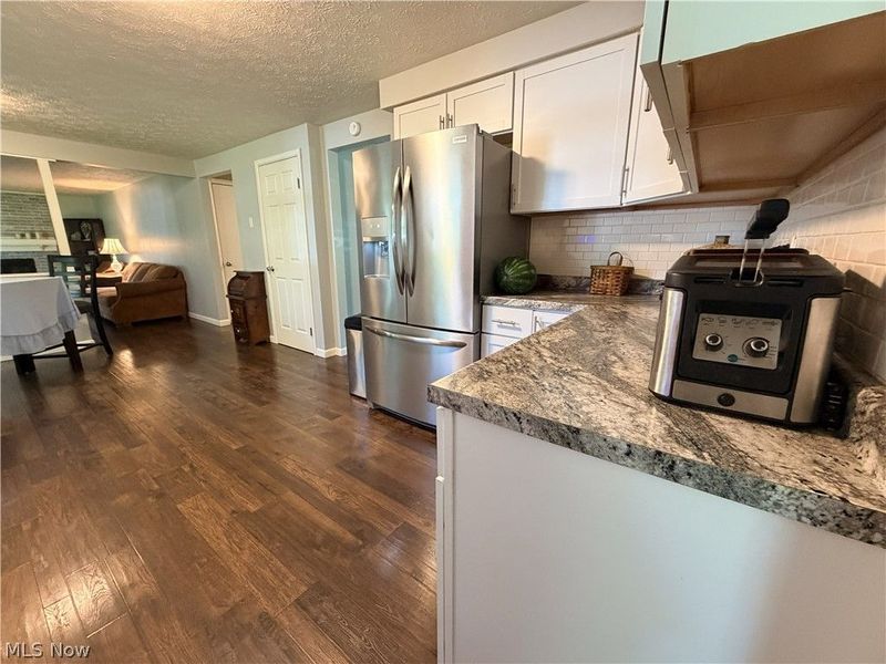 520 Heatherwood Drive SE, Warren, OH 44484 Photo 9