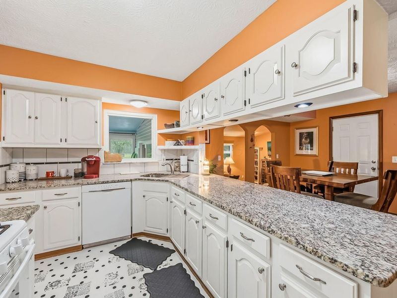 8369 Walnut Avenue, Galena, OH 43021 Photo 10
