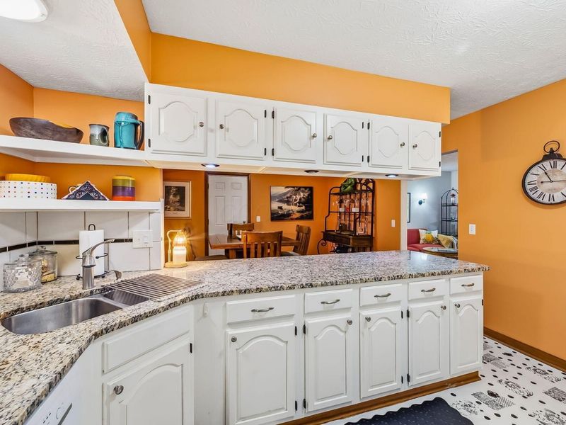 8369 Walnut Avenue, Galena, OH 43021 Photo 12