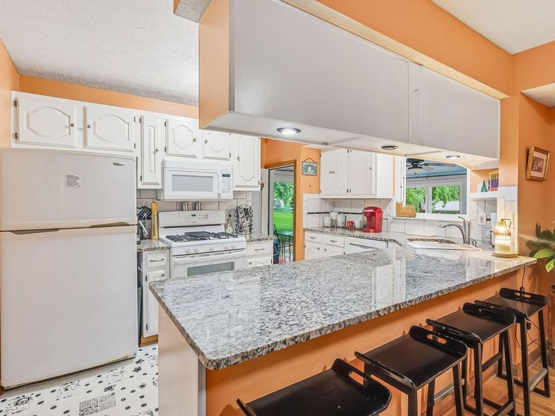 8369 Walnut Avenue, Galena, OH 43021 Photo 9