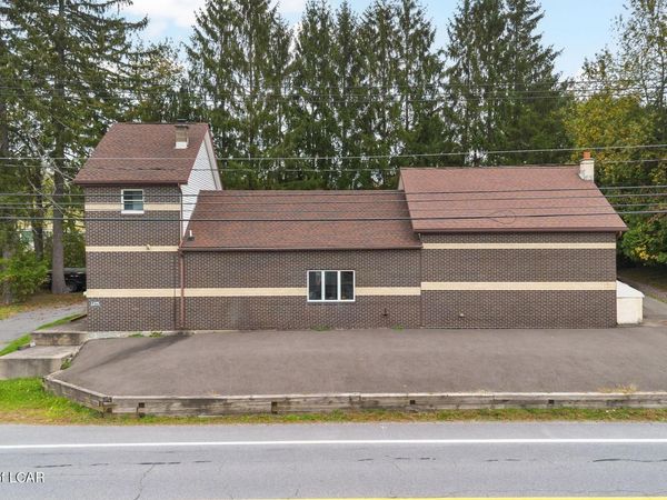 3273 Pennsylvania 309 , Dallas, PA 18612