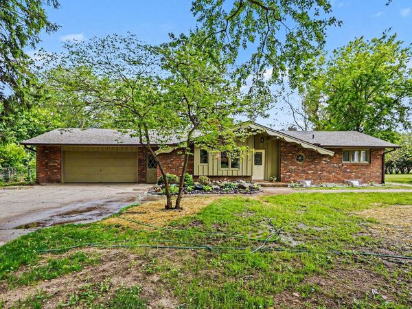 4753 Kimber Lane, Berrien Springs, MI 49103