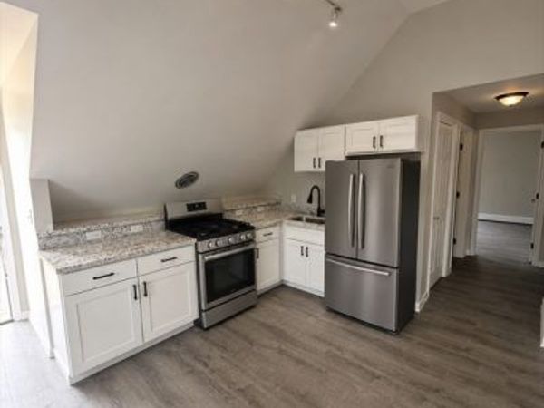80 Cabot St, Unit 5, Beverly, MA 01915