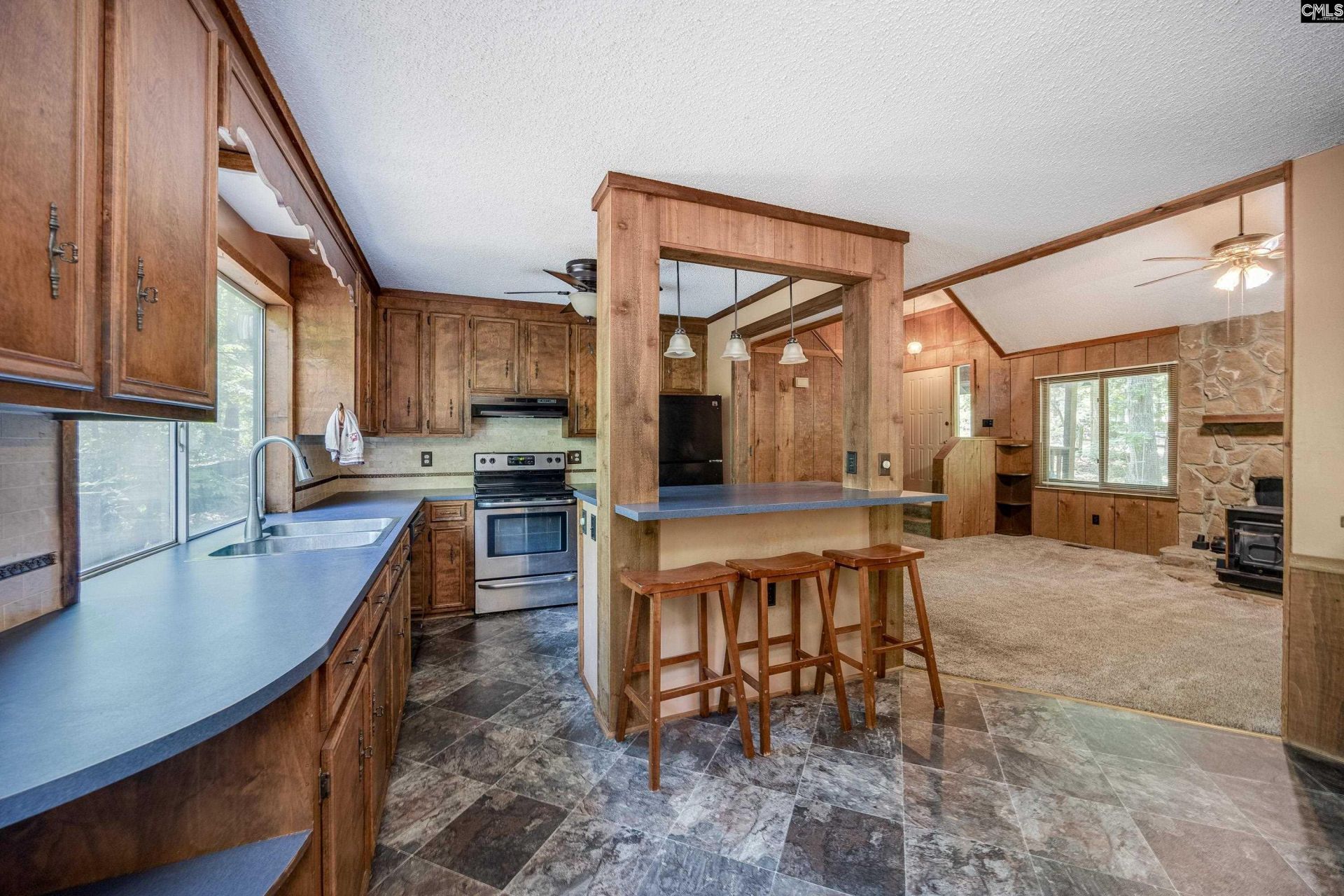 841 Foxden Road  Photo 14