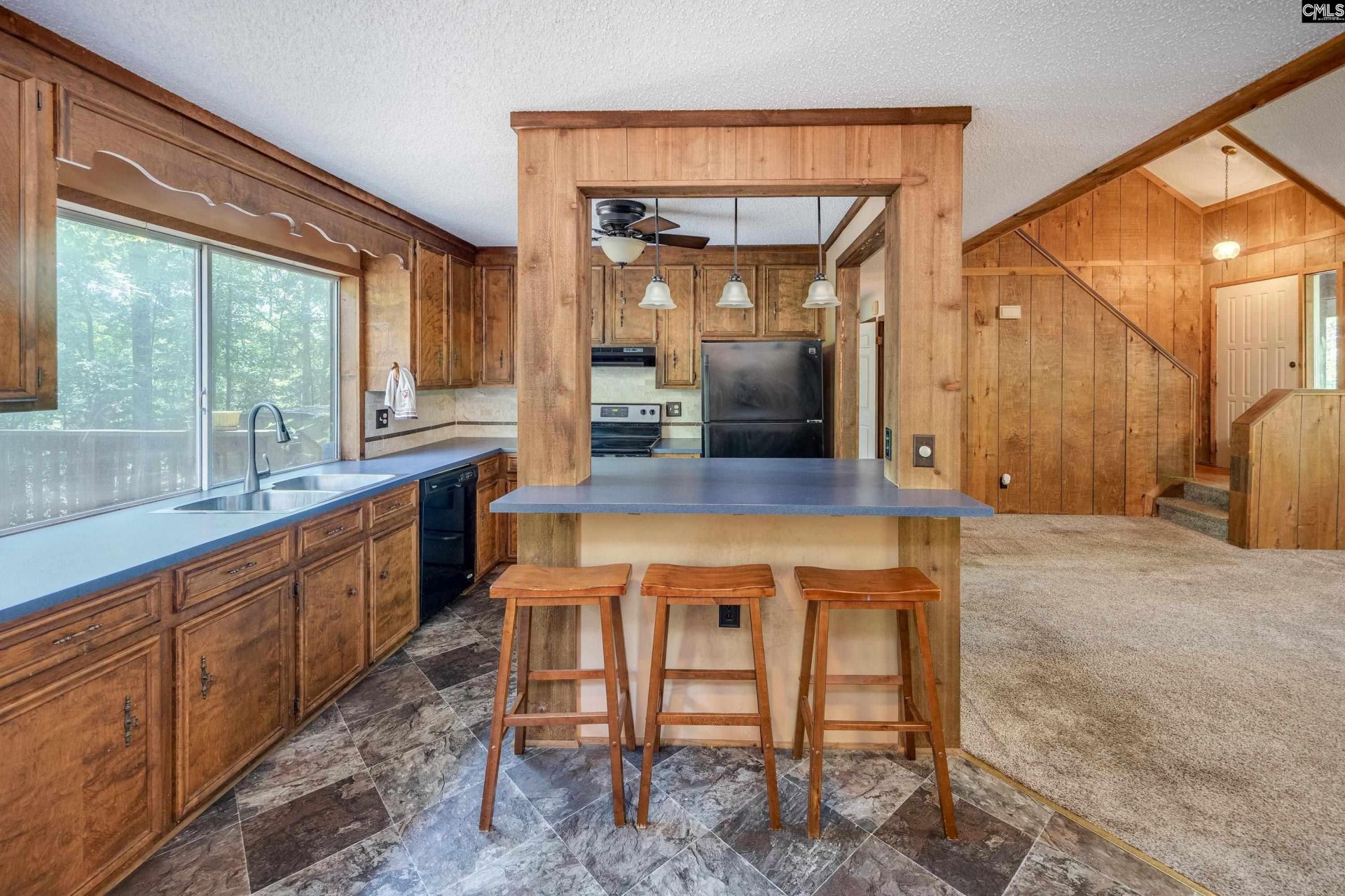 841 Foxden Road  Photo 15