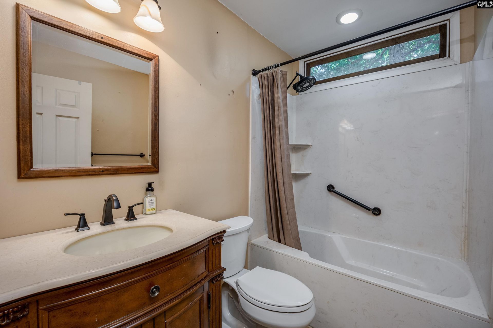 841 Foxden Road  Photo 20