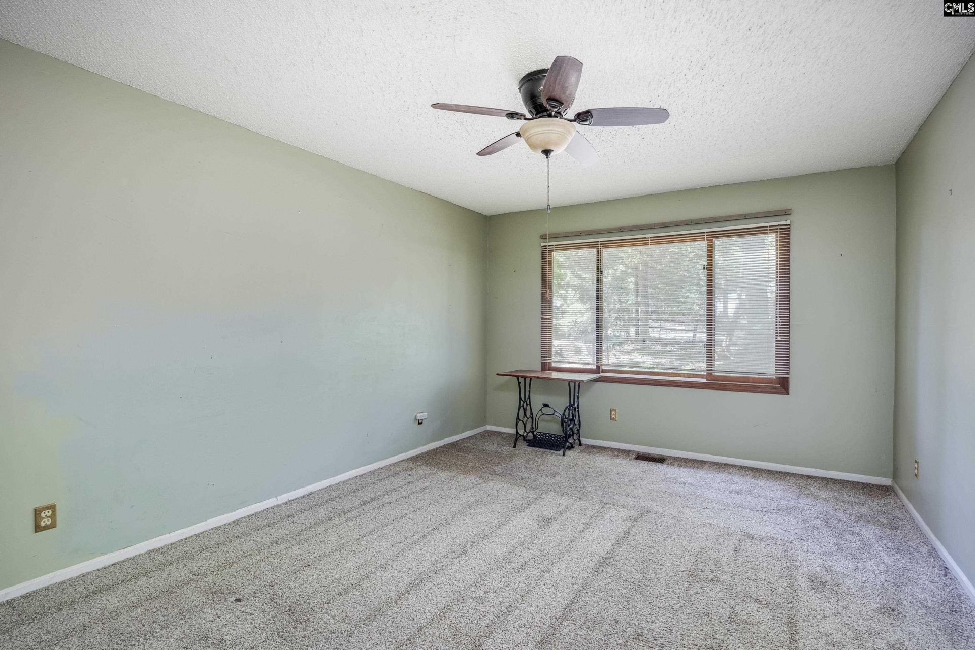 841 Foxden Road  Photo 22