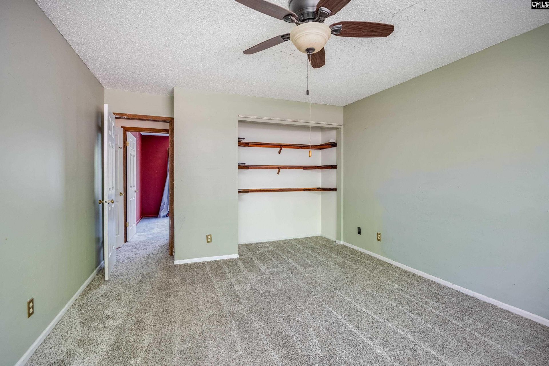 841 Foxden Road  Photo 23