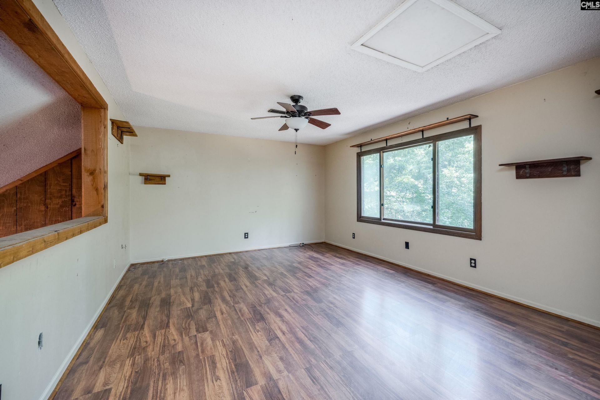 841 Foxden Road  Photo 25