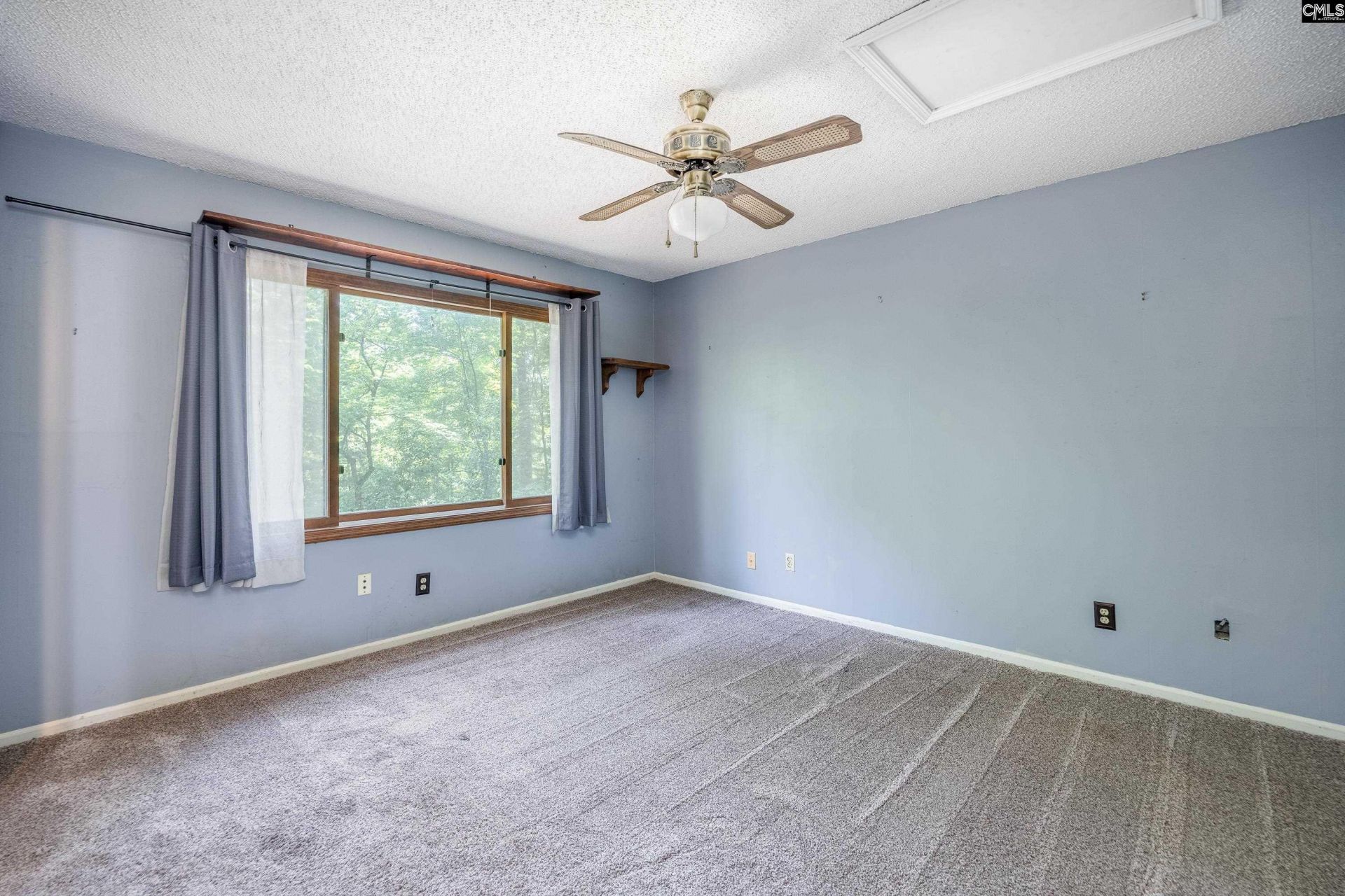 841 Foxden Road  Photo 30