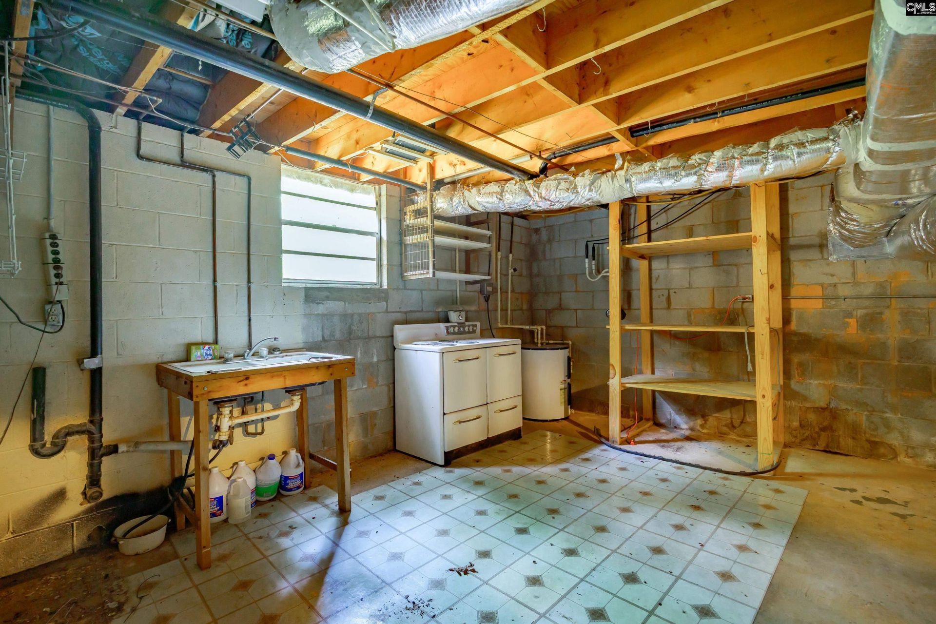 841 Foxden Road  Photo 33