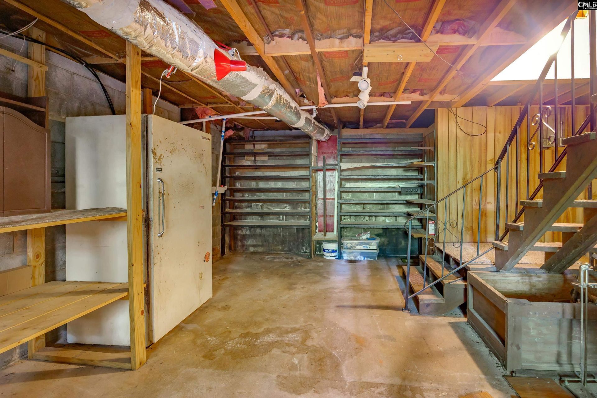 841 Foxden Road  Photo 34