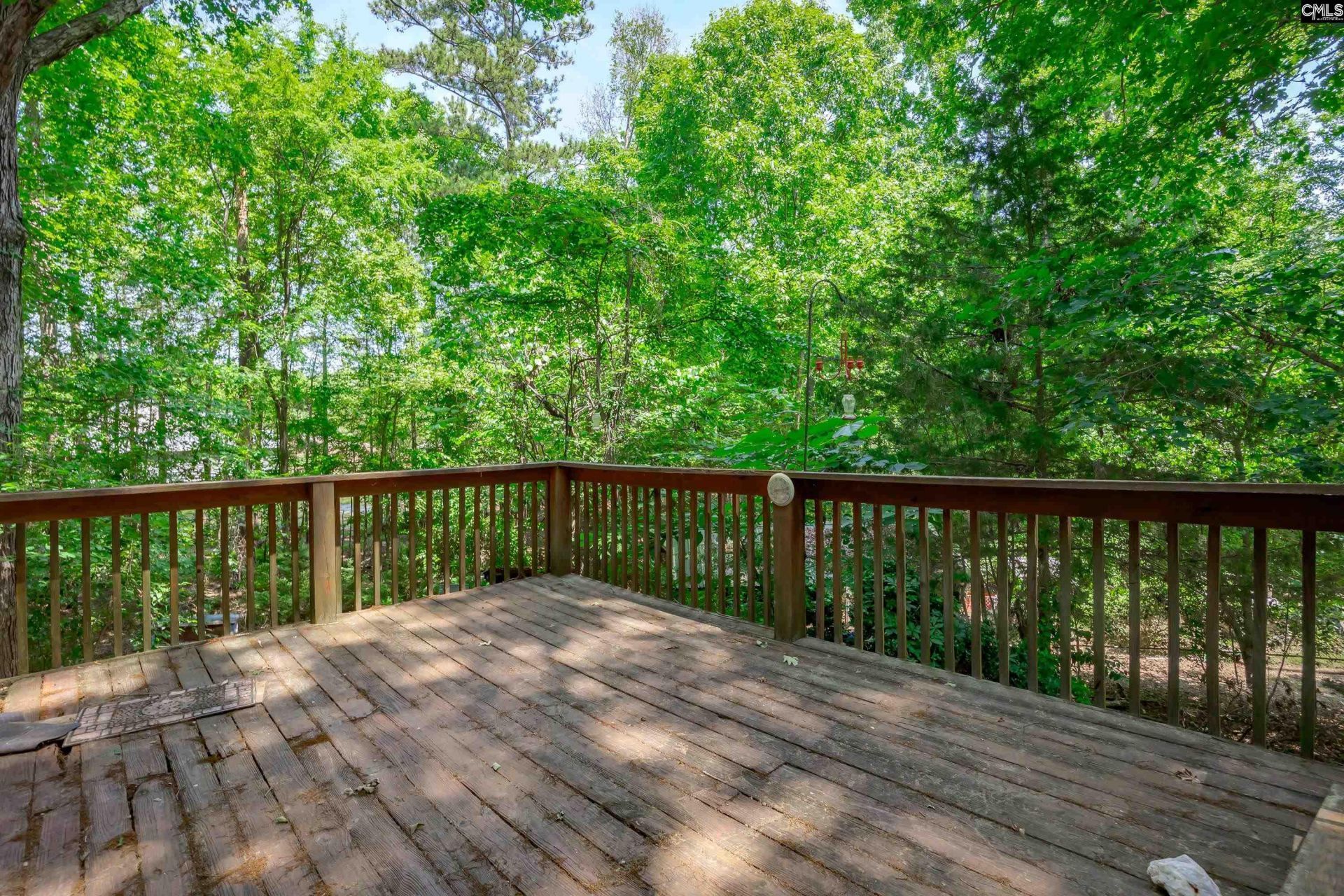 841 Foxden Road  Photo 35