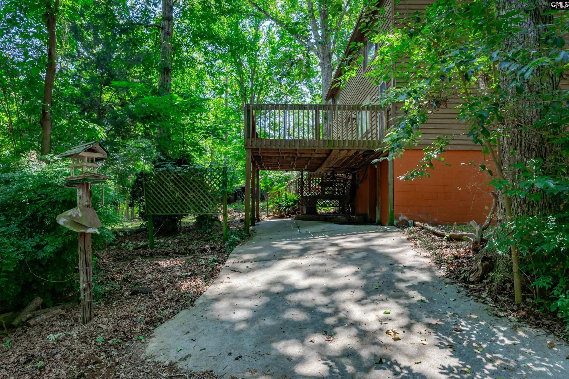 841 Foxden Road  Photo 36