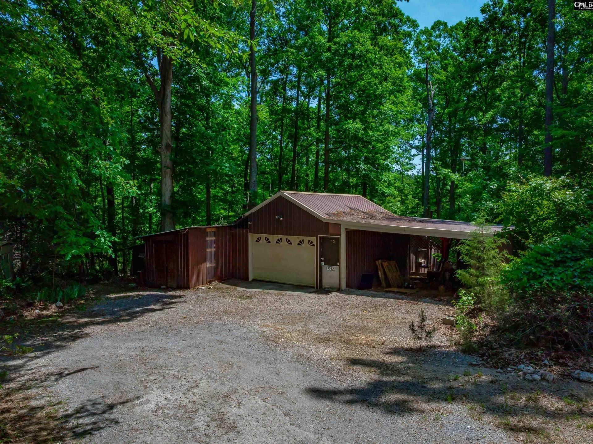 841 Foxden Road  Photo 37