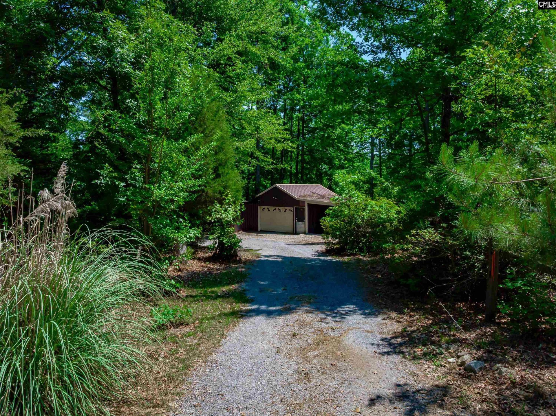 841 Foxden Road  Photo 38