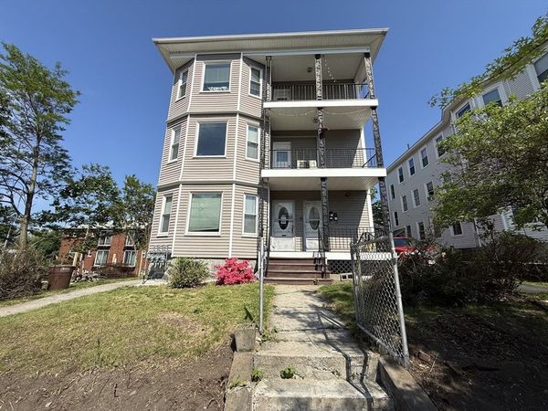 32 Woodbine Street, Unit 1, Worcester, MA 01603