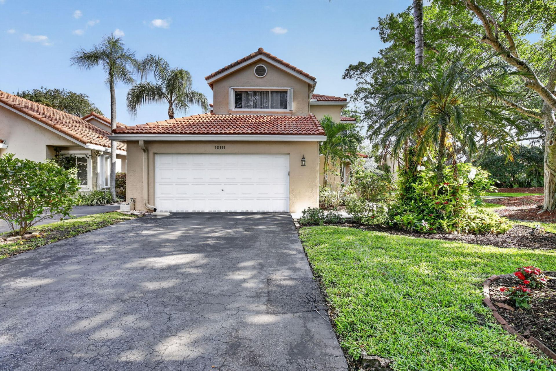 10111 NW 4th Street, Plantation, FL 33324 Main Photo