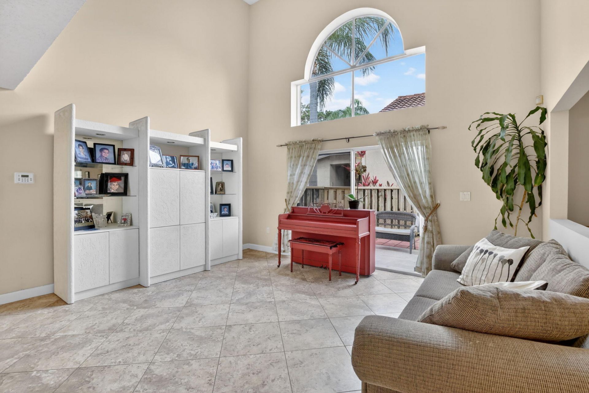 10111 NW 4th Street, Plantation, FL 33324 Photo