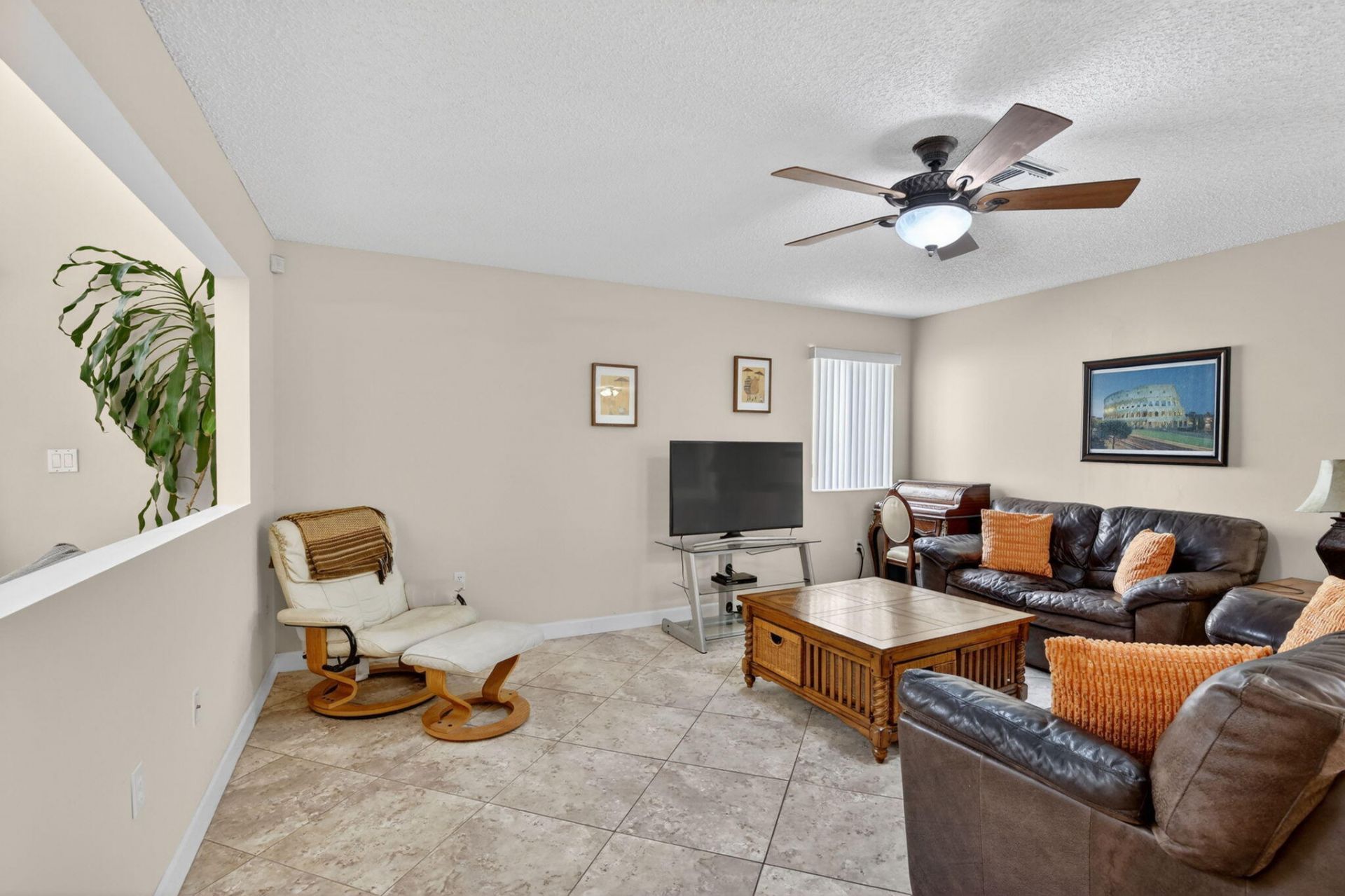 10111 NW 4th Street, Plantation, FL 33324 Photo
