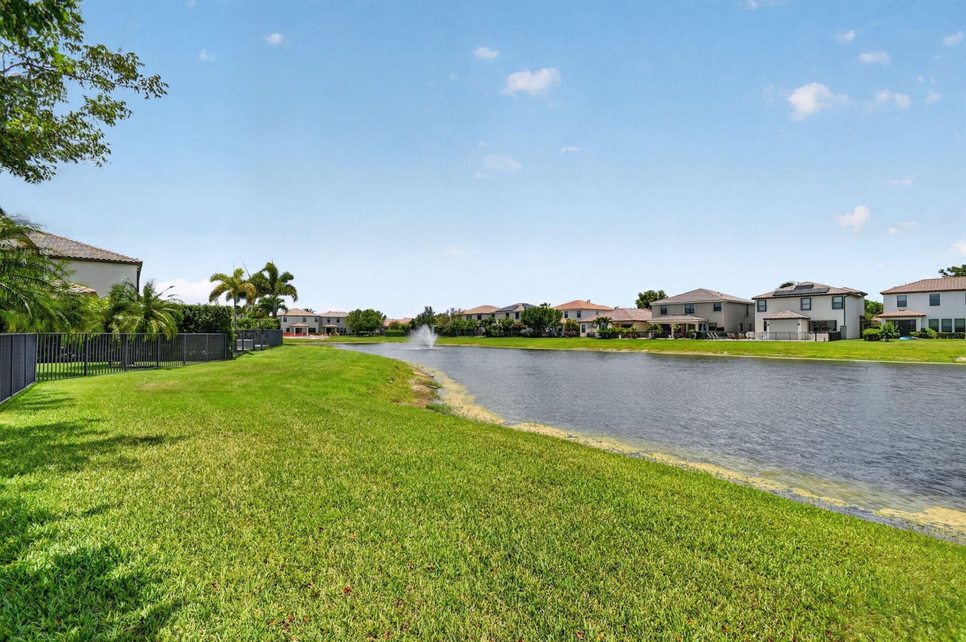 8853 Sandy Creek Way, Lake Worth, FL 33467 Photo