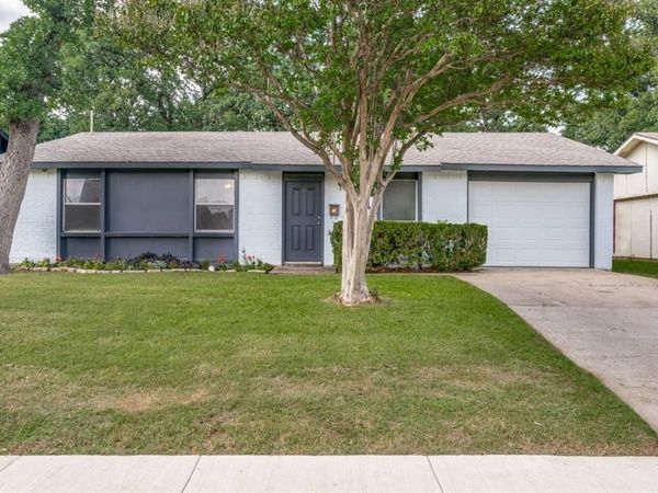 1025 Kingston Drive, Lewisville, TX 75067
