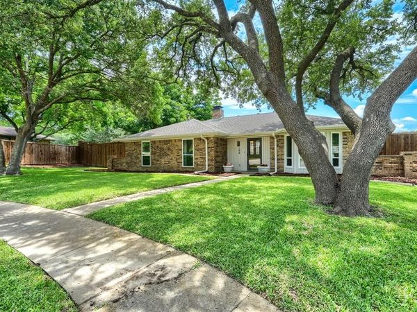 106 Waits Circle, Garland, TX 75043