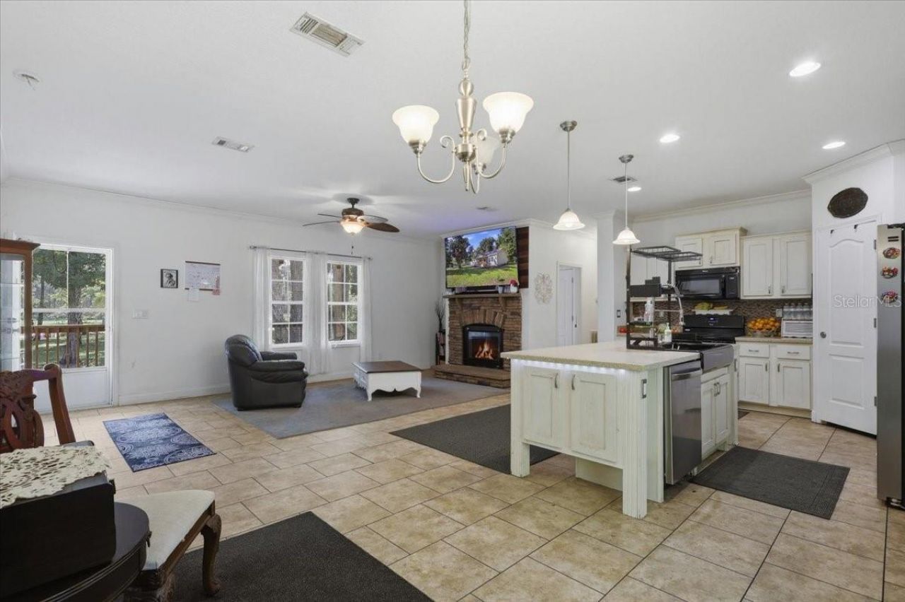 105 Troupe Road, San Mateo, FL 32187 Photo