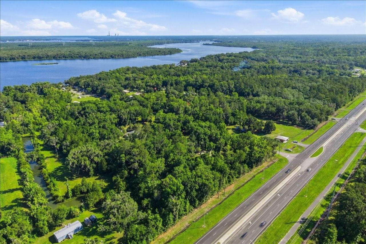 105 Troupe Road, San Mateo, FL 32187 Photo