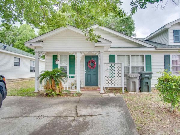 2421 Spyglass Cir, Pensacola, FL 32526