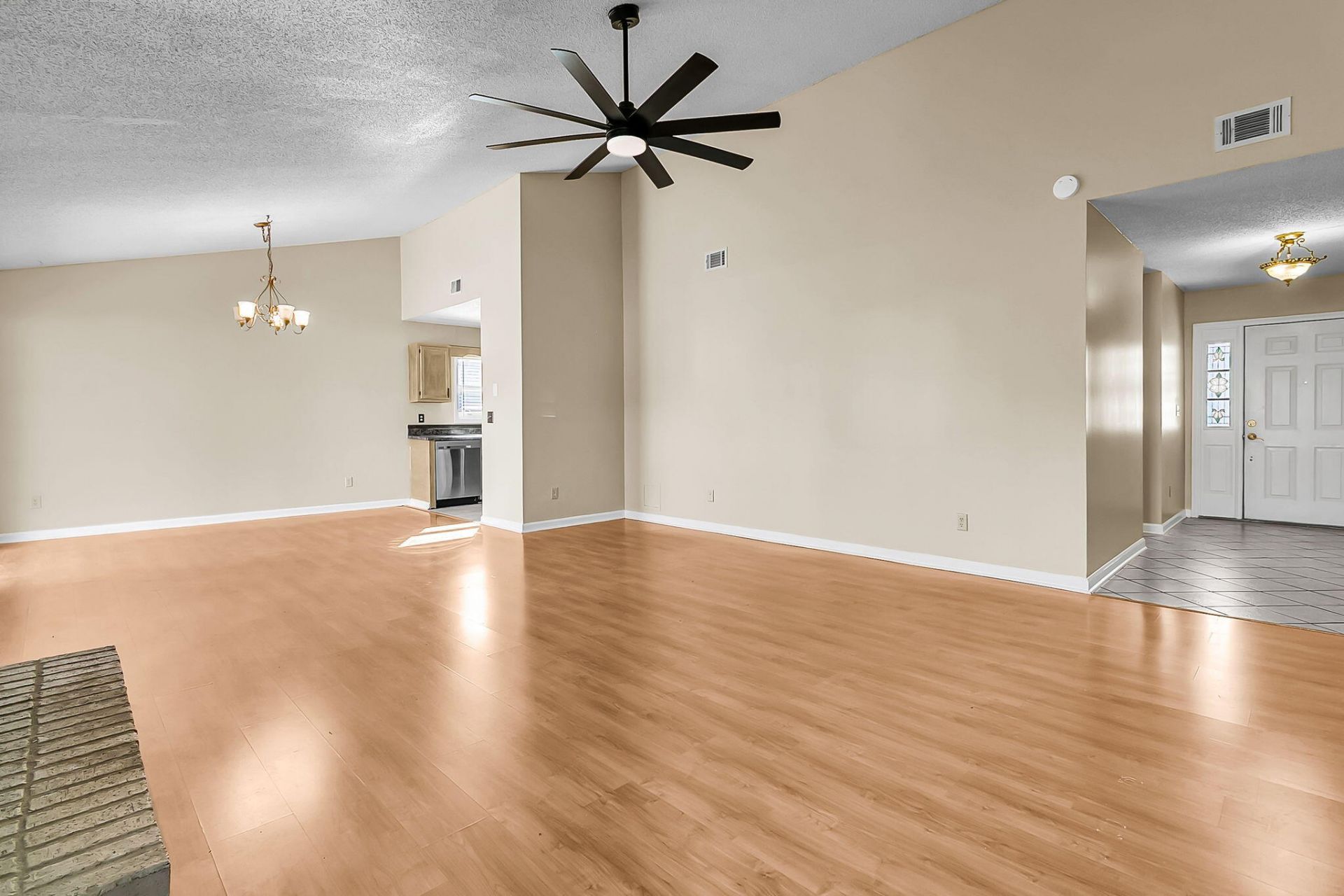 111 Hopper Drive Photo 10