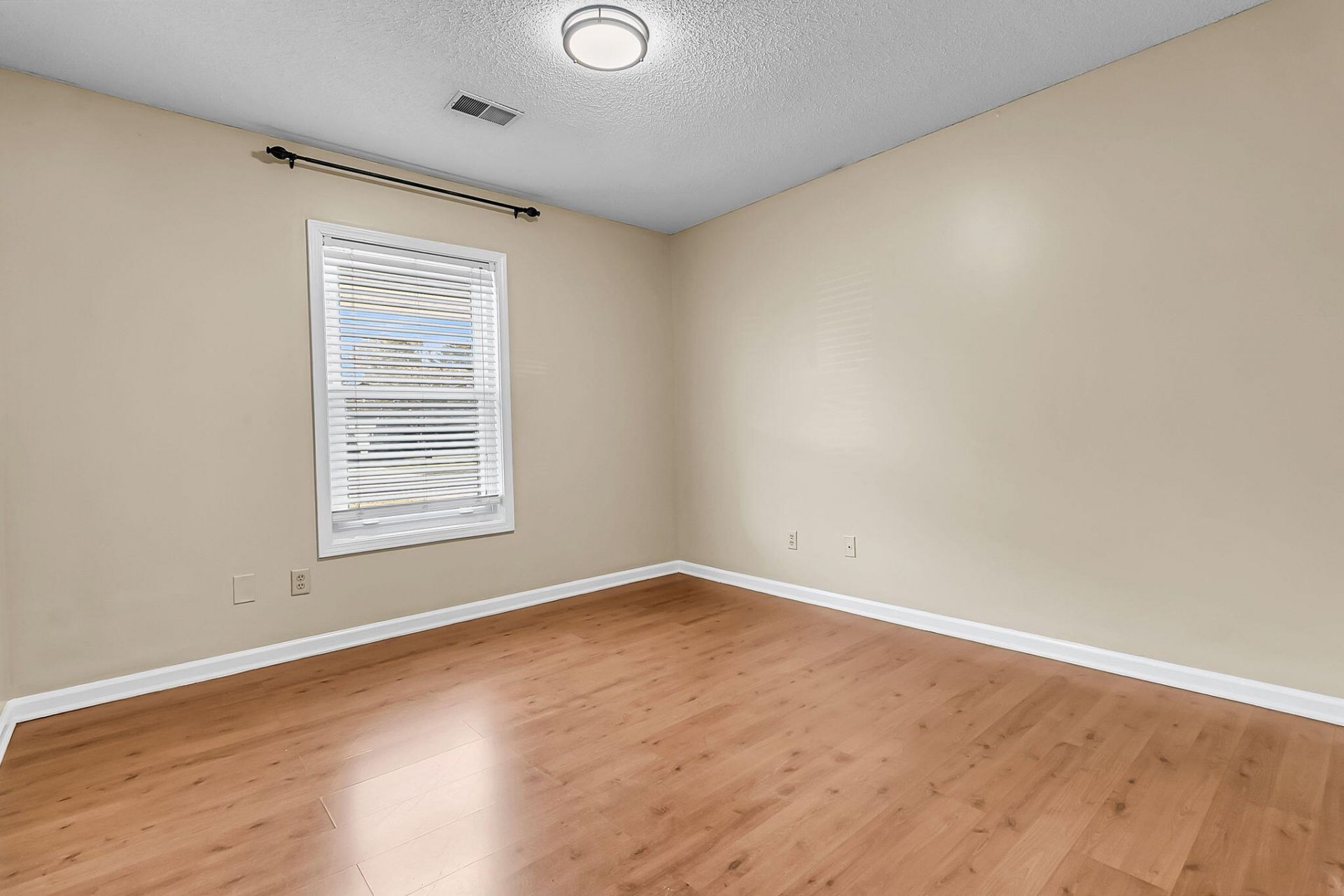 111 Hopper Drive Photo 21