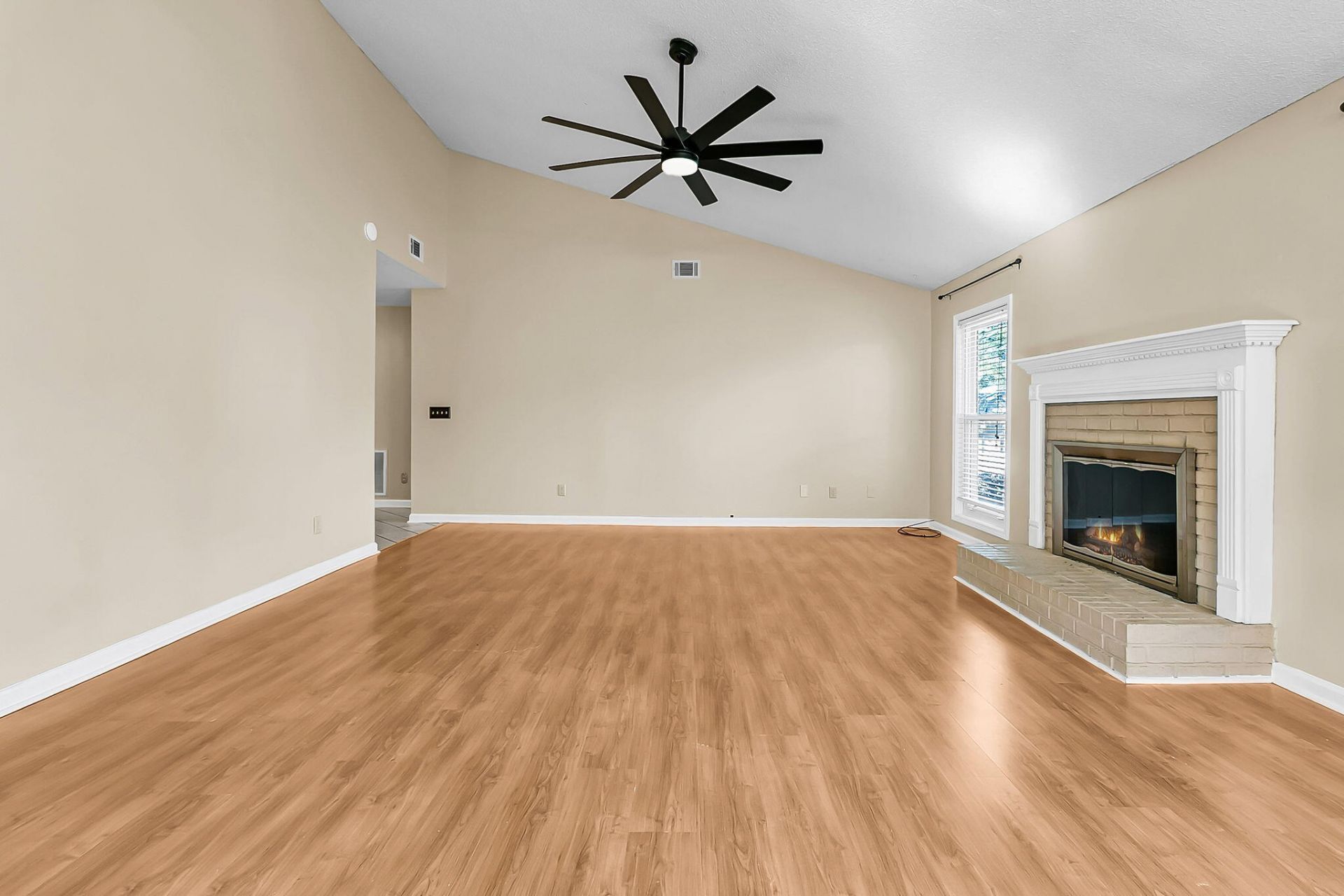 111 Hopper Drive Photo 7