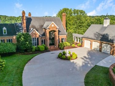 1423 Lakepointe Drive, Forest, VA 24551