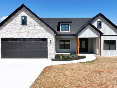 9726 LEESVILLE ROAD, Evington, VA 24550