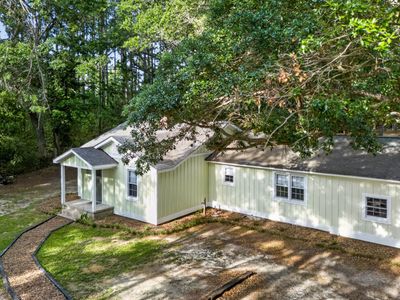 516 Dodge Lane, Pinopolis, SC 29469