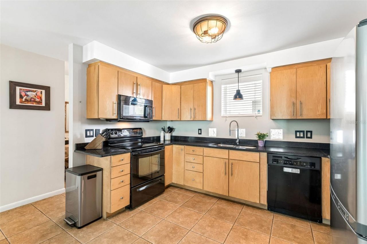 4950 Bayshore Boulevard, Unit 30, Tampa, FL 33611 Photo