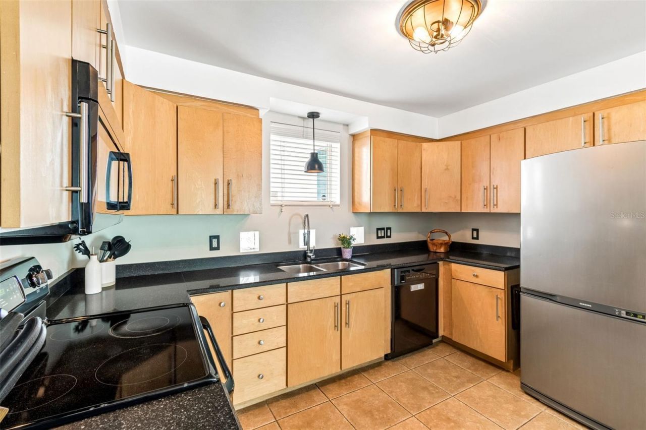 4950 Bayshore Boulevard, Unit 30, Tampa, FL 33611 Photo